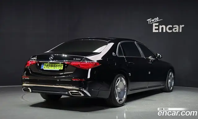 Mercedes-Benz S-Class 2024 4.0 автомат (гидро), миниатюра 2
