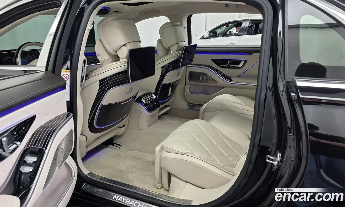 Mercedes-Benz S-Class 2024 4.0 автомат (гидро), фото 16