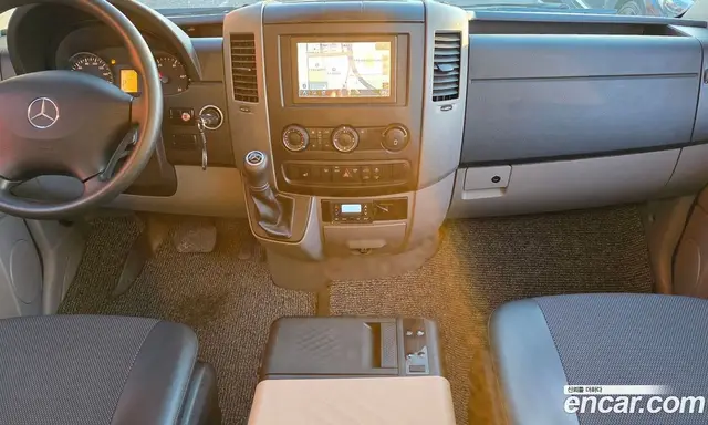Mercedes-Benz Sprinter 2017 3.0 автомат (гидро), миниатюра 7 Mercedes-Benz Sprinter 2017 3.0 автомат (гидро), миниатюра 7