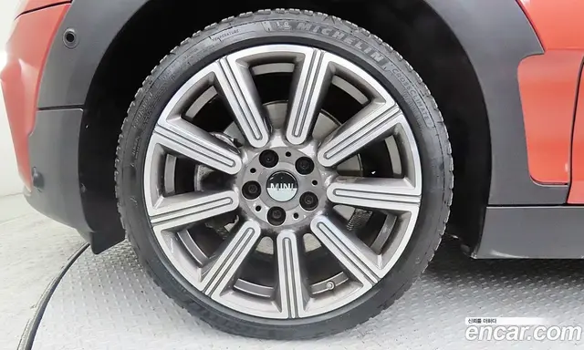 Mini Clubman 2023 2.0 автомат (гидро), миниатюра 5