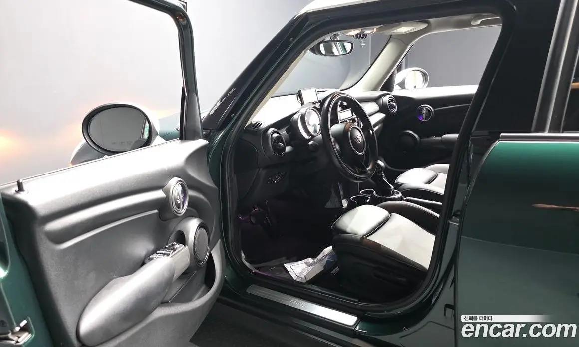 Mini Cooper 2016 1.5 автомат (гидро), фото 12