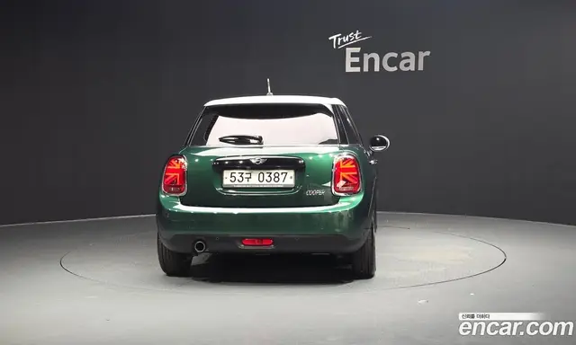 Mini Cooper 2016 1.5 автомат (гидро), миниатюра 3