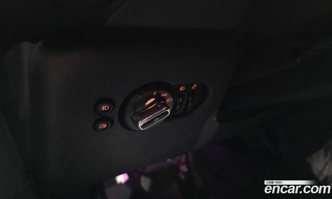 Mini Cooper 2016 1.5 автомат (гидро), фото 32