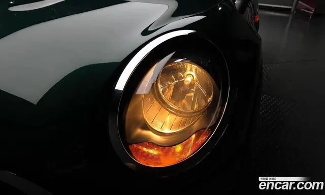 Mini Cooper 2016 1.5 автомат (гидро), миниатюра 7
