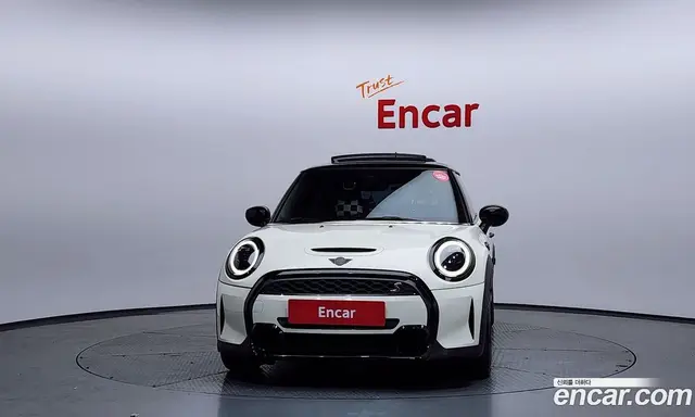 Mini Cooper 2021 2.0 автомат (гидро), миниатюра 3