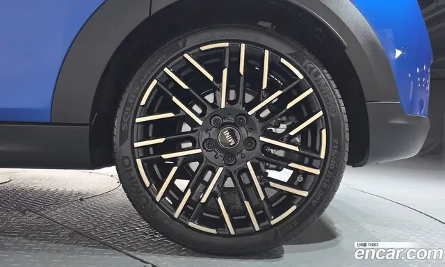 Mini Cooper 2024 2.0 автомат (гидро), миниатюра 6 Mini Cooper 2024 2.0 автомат (гидро), миниатюра 6
