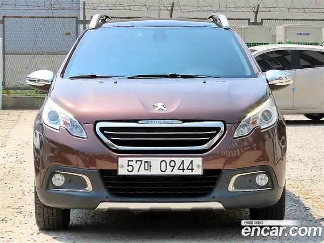 Peugeot 2008 2015 1.6 автомат (гидро), миниатюра 1 Peugeot 2008 2015 1.6 автомат (гидро), миниатюра 1