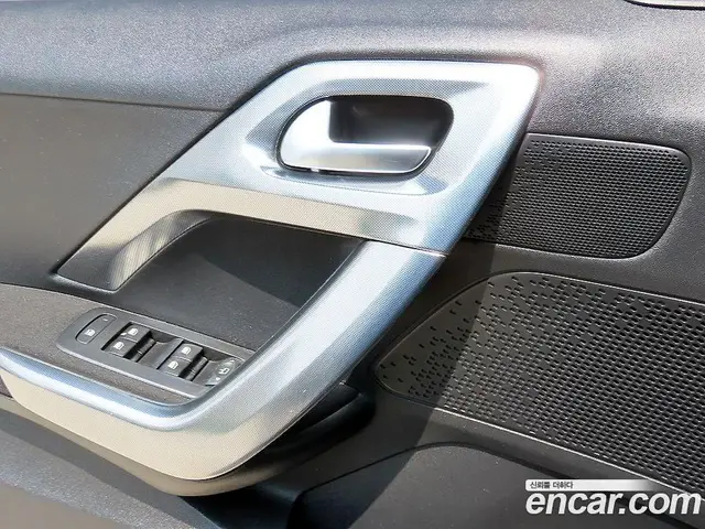Peugeot 2008 2015 1.6 автомат (гидро), миниатюра 11 Peugeot 2008 2015 1.6 автомат (гидро), миниатюра 11