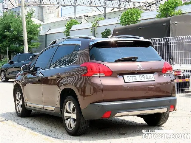 Peugeot 2008 2015 1.6 автомат (гидро), миниатюра 3 Peugeot 2008 2015 1.6 автомат (гидро), миниатюра 3