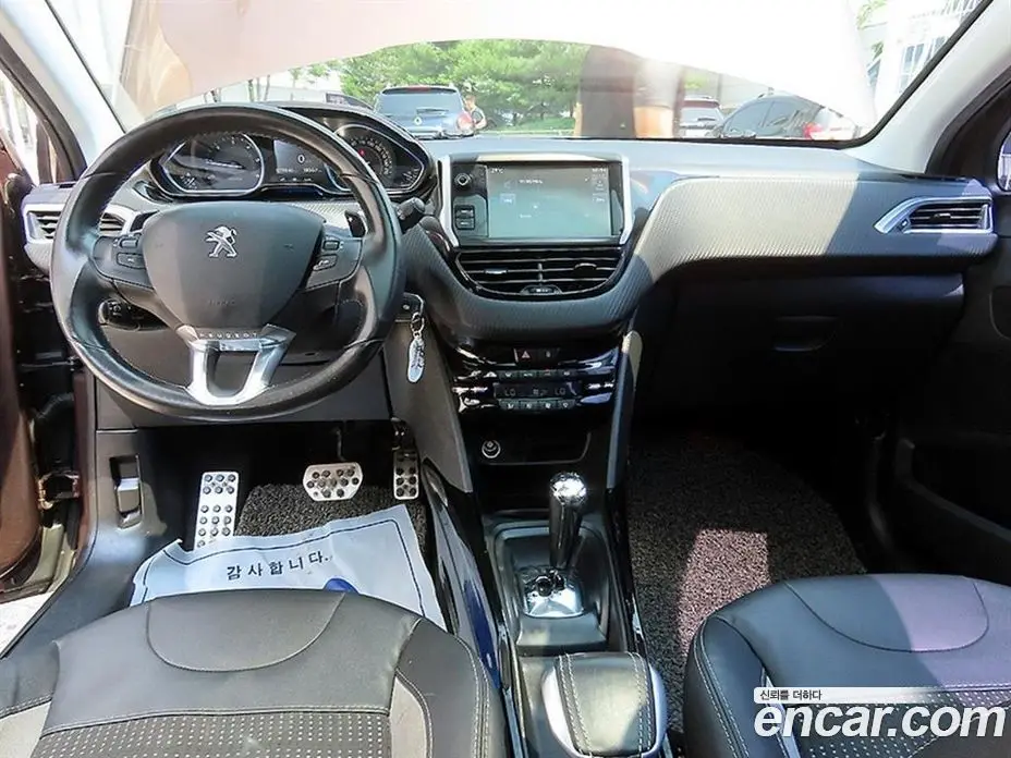 Peugeot 2008 2015 1.6 автомат (гидро), фото 7 Peugeot 2008 2015 1.6 автомат (гидро), фото 7