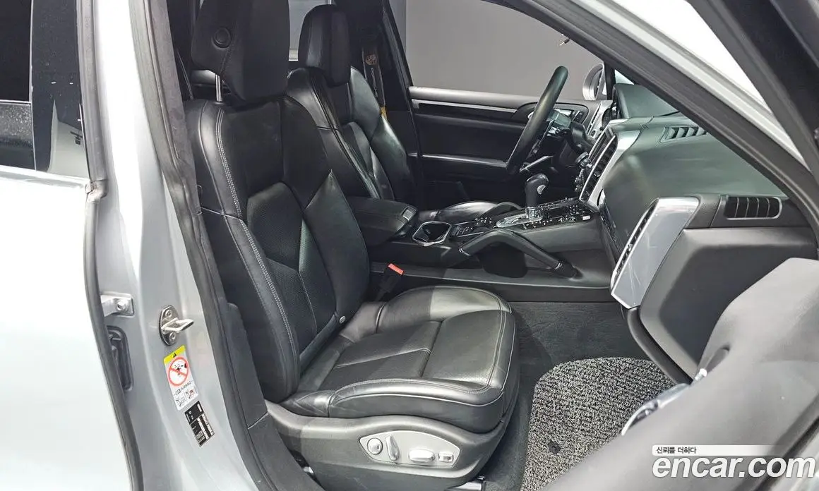Porsche Cayenne 2010 4.8 автомат (гидро), фото 10 Porsche Cayenne 2010 4.8 автомат (гидро), фото 10