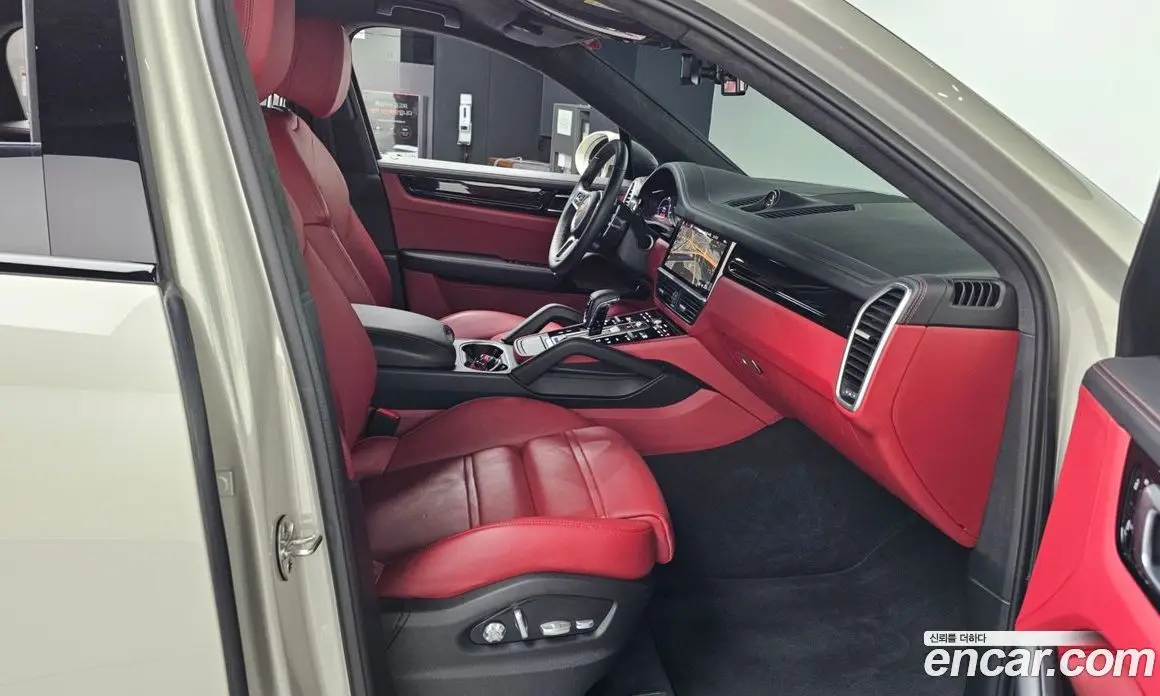 Porsche Cayenne 2021 3.0 автомат (гидро), фото 11