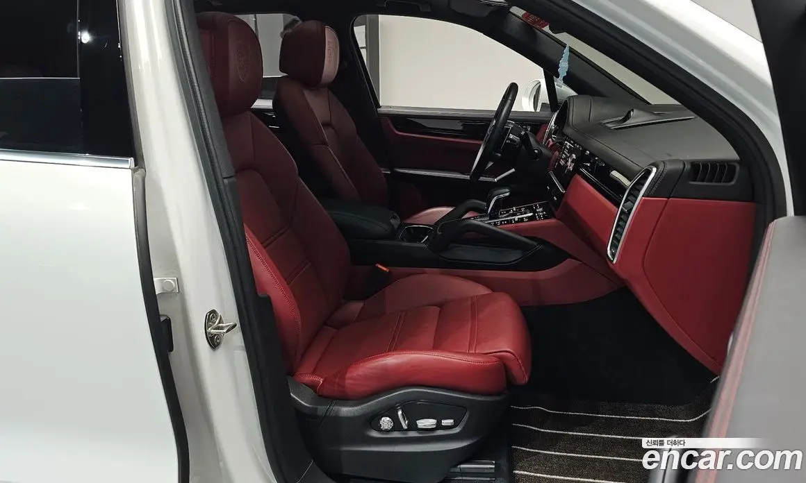Porsche Cayenne 2021 3.0 автомат (гидро), фото 16 Porsche Cayenne 2021 3.0 автомат (гидро), фото 16
