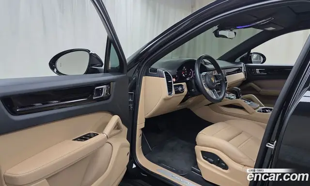 Porsche Cayenne 2023 3.0 автомат (гидро), миниатюра 12