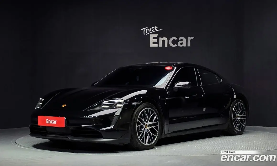 Porsche Taycan 2022 0.1 автомат (гидро), фото 1 Porsche Taycan 2022 0.1 автомат (гидро), фото 1