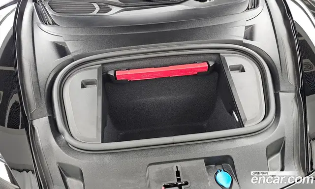 Porsche Taycan 2022 0.1 автомат (гидро), миниатюра 6 Porsche Taycan 2022 0.1 автомат (гидро), миниатюра 6