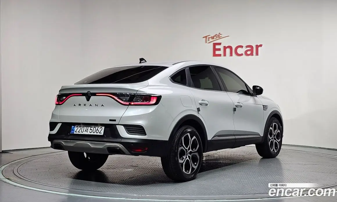 Renault (Samsung) Arkana 2024 1.6 автомат (гидро), фото 2 Renault (Samsung) Arkana 2024 1.6 автомат (гидро), фото 2