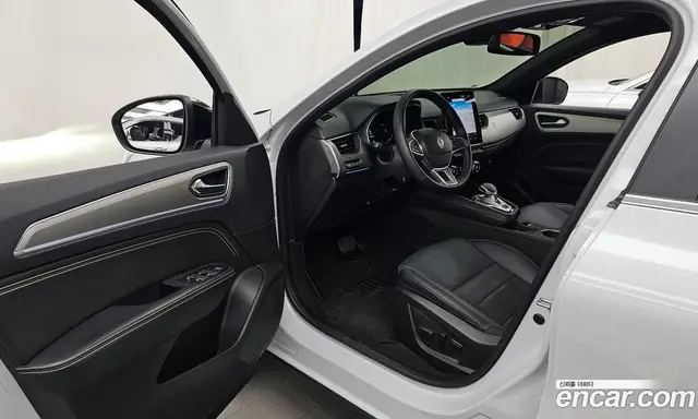 Renault (Samsung) Arkana 2024 1.6 автомат (гидро), миниатюра 10 Renault (Samsung) Arkana 2024 1.6 автомат (гидро), миниатюра 10