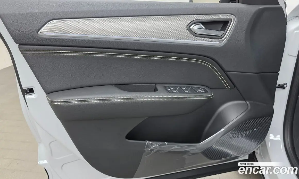 Renault (Samsung) Arkana 2025 1.6 автомат (гидро), фото 13 Renault (Samsung) Arkana 2025 1.6 автомат (гидро), фото 13