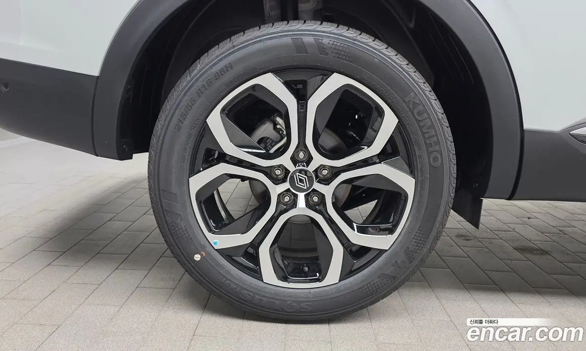 Renault (Samsung) Arkana 2025 1.6 автомат (гидро), фото 4 Renault (Samsung) Arkana 2025 1.6 автомат (гидро), фото 4