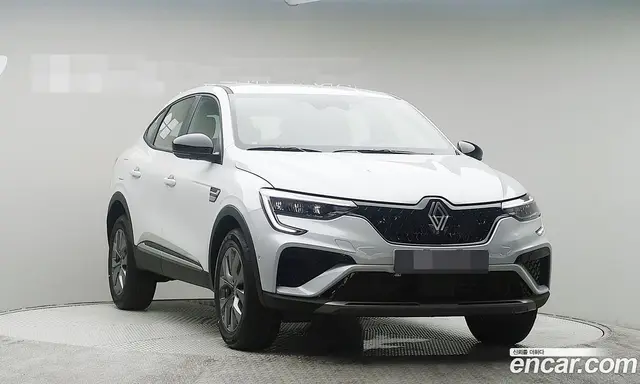 Renault (Samsung) Arkana 2026 1.6 автомат (вариатор), миниатюра 3 Renault (Samsung) Arkana 2026 1.6 автомат (вариатор), миниатюра 3