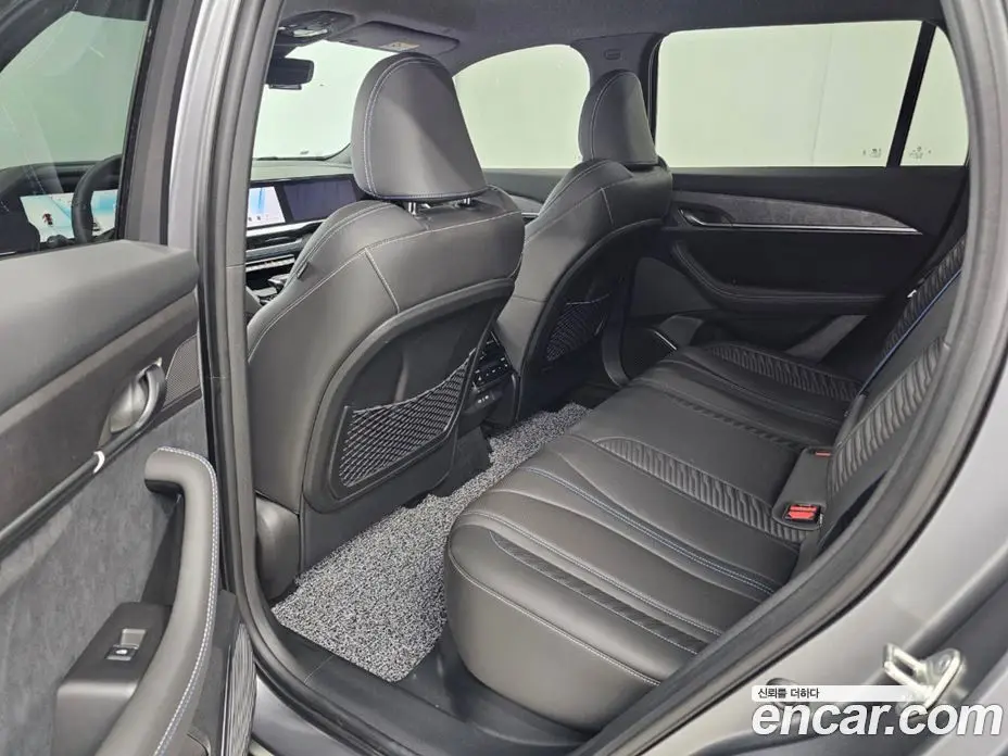 Renault (Samsung) Grand Koleos 2025 1.5 автомат (гидро), фото 10 Renault (Samsung) Grand Koleos 2025 1.5 автомат (гидро), фото 10
