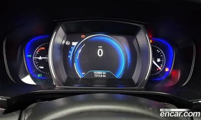 Renault (Samsung) QM6 2018 2.0 автомат (гидро), миниатюра 8 Renault (Samsung) QM6 2018 2.0 автомат (гидро), миниатюра 8