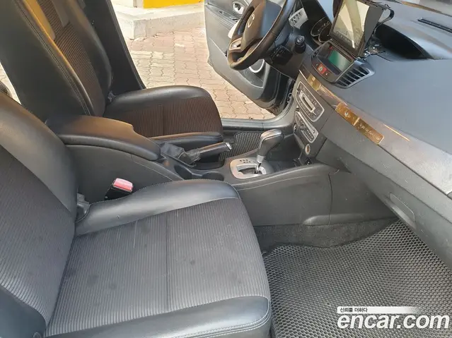 Renault (Samsung) SM3 2012 1.6 автомат (гидро), миниатюра 10 Renault (Samsung) SM3 2012 1.6 автомат (гидро), миниатюра 10