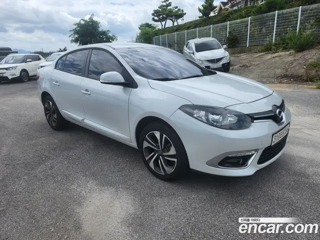 Renault (Samsung) SM3 2018 1.6 автомат (гидро), миниатюра 6 Renault (Samsung) SM3 2018 1.6 автомат (гидро), миниатюра 6