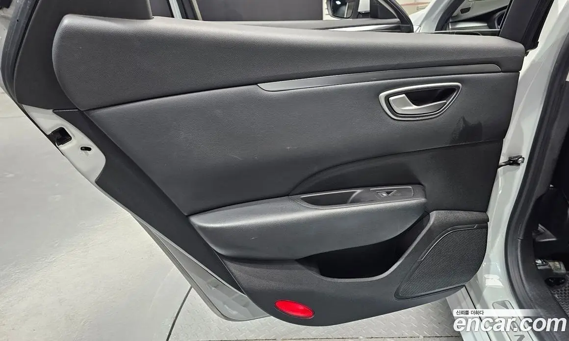 Renault (Samsung) SM6 2016 2.0 автомат (гидро), фото 15 Renault (Samsung) SM6 2016 2.0 автомат (гидро), фото 15
