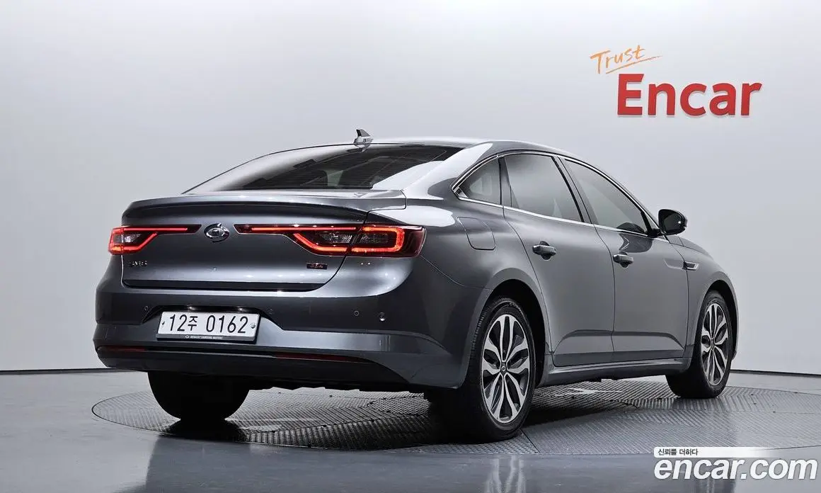 Renault (Samsung) SM6 2016 2.0 автомат (гидро), фото 2 Renault (Samsung) SM6 2016 2.0 автомат (гидро), фото 2