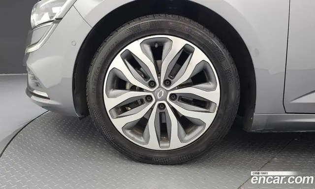 Renault (Samsung) SM6 2016 2.0 автомат (гидро), миниатюра 5 Renault (Samsung) SM6 2016 2.0 автомат (гидро), миниатюра 5