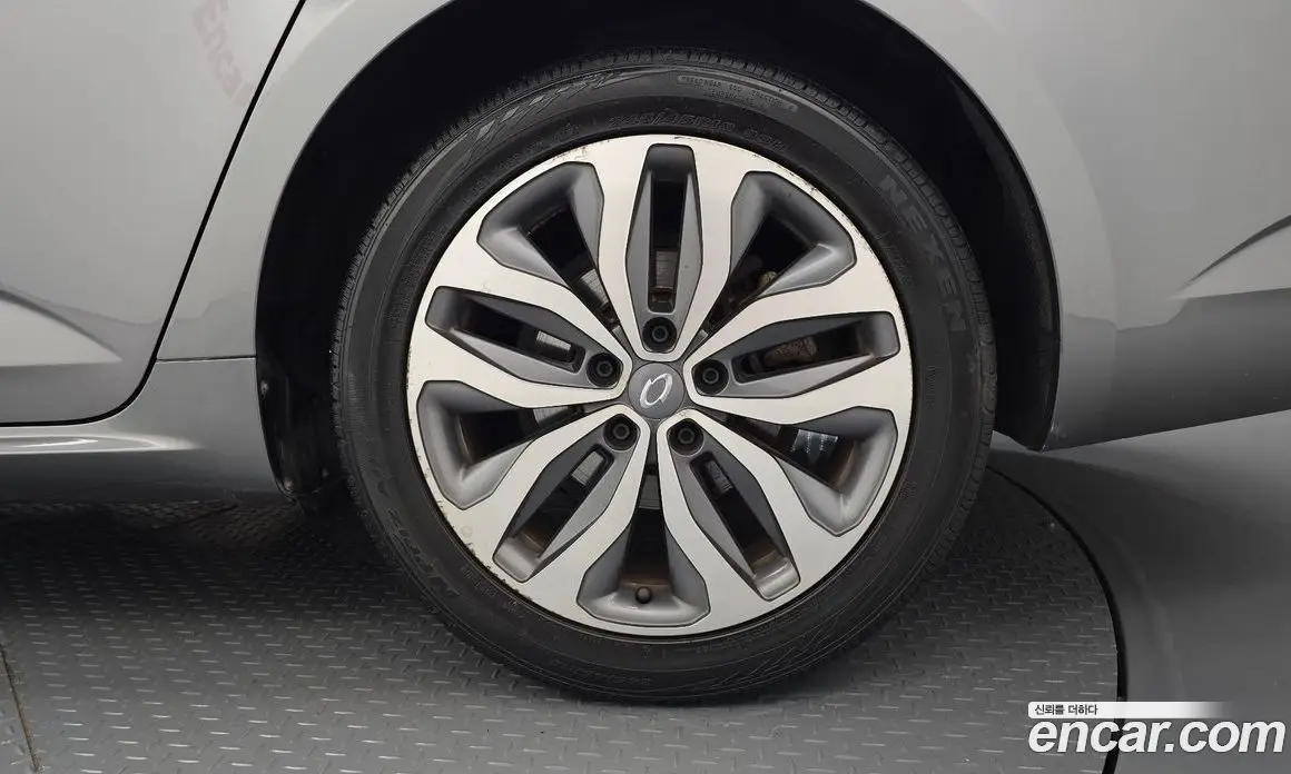 Renault (Samsung) SM6 2016 2.0 автомат (гидро), фото 7 Renault (Samsung) SM6 2016 2.0 автомат (гидро), фото 7