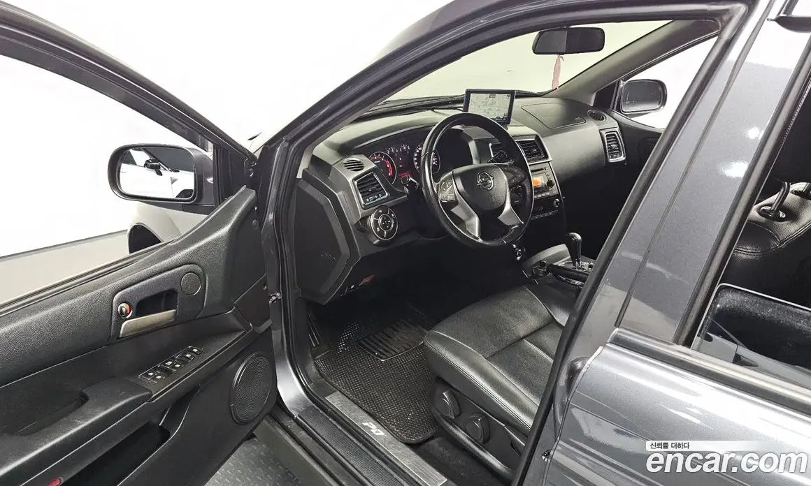SsangYong Korando 2016 2.0 автомат (гидро), фото 13 SsangYong Korando 2016 2.0 автомат (гидро), фото 13