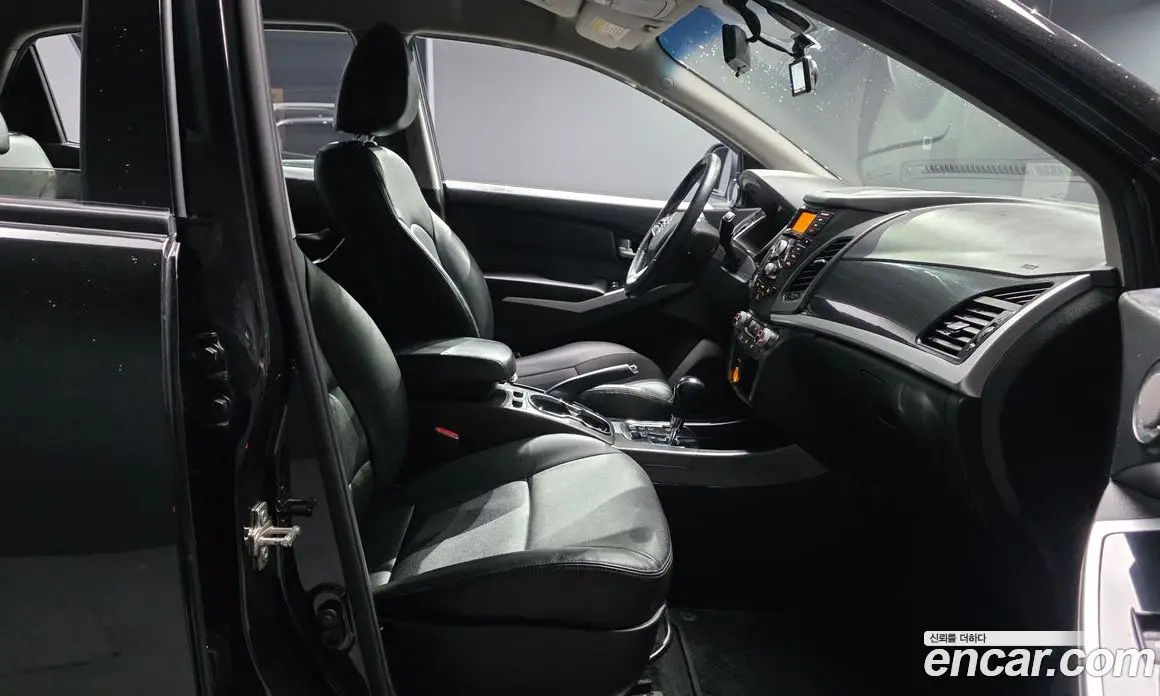 SsangYong Korando 2017 2.2 автомат (гидро), фото 10