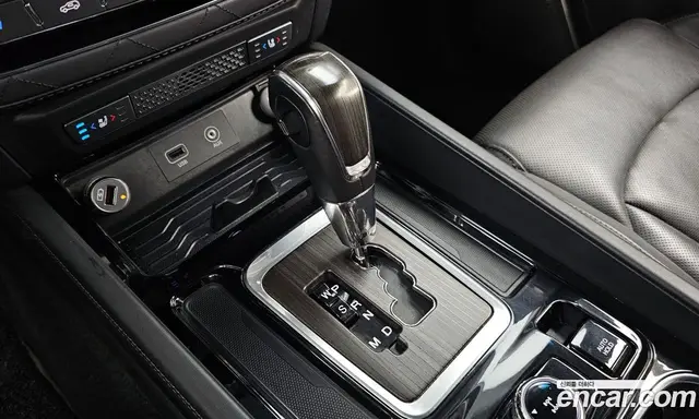 SsangYong Rexton 2017 2.2 автомат (гидро), миниатюра 12