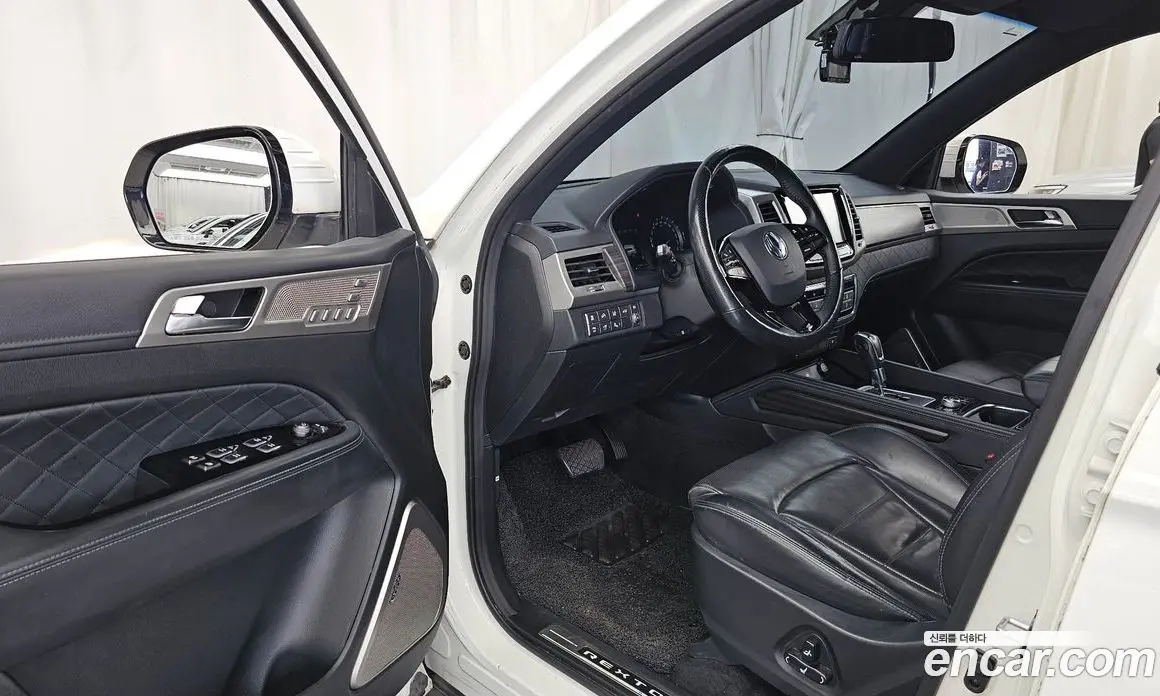 SsangYong Rexton 2017 2.2 автомат (гидро), фото 13 SsangYong Rexton 2017 2.2 автомат (гидро), фото 13