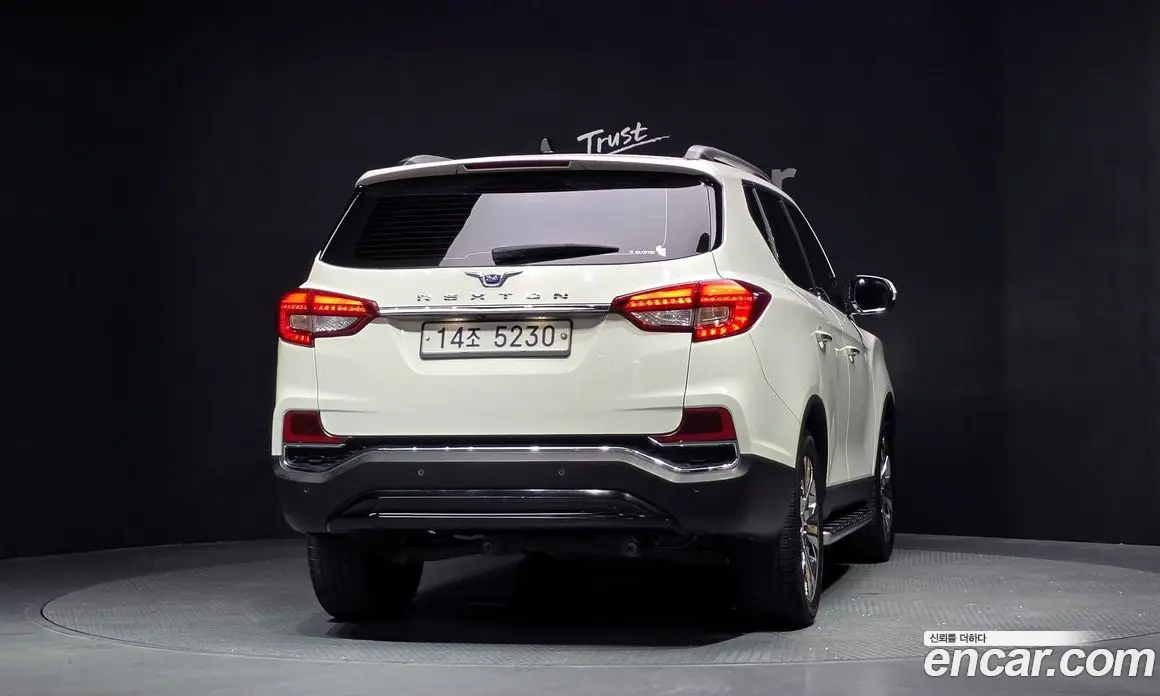 SsangYong Rexton 2017 2.2 автомат (гидро), фото 4 SsangYong Rexton 2017 2.2 автомат (гидро), фото 4