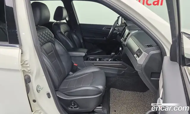SsangYong Rexton 2017 2.2 автомат (гидро), миниатюра 11 SsangYong Rexton 2017 2.2 автомат (гидро), миниатюра 11