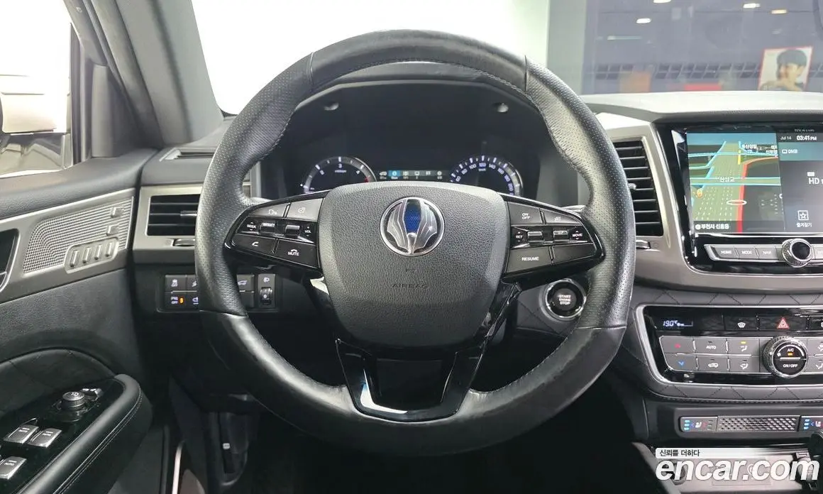 SsangYong Rexton 2017 2.2 автомат (гидро), фото 13 SsangYong Rexton 2017 2.2 автомат (гидро), фото 13