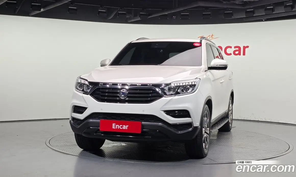 SsangYong Rexton 2017 2.2 автомат (гидро), фото 3 SsangYong Rexton 2017 2.2 автомат (гидро), фото 3
