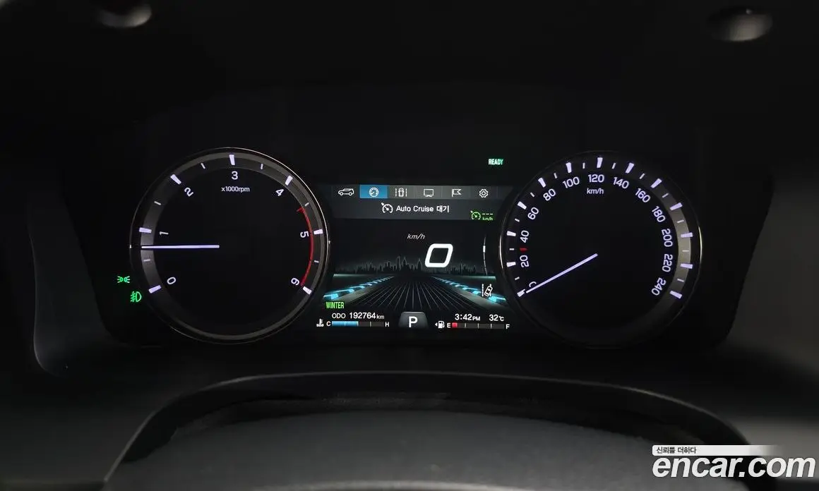 SsangYong Rexton 2017 2.2 автомат (гидро), фото 8 SsangYong Rexton 2017 2.2 автомат (гидро), фото 8