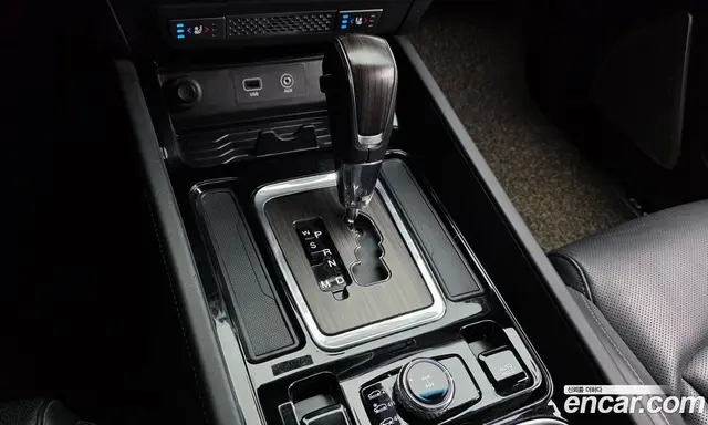 SsangYong Rexton 2017 2.2 автомат (гидро), миниатюра 9 SsangYong Rexton 2017 2.2 автомат (гидро), миниатюра 9