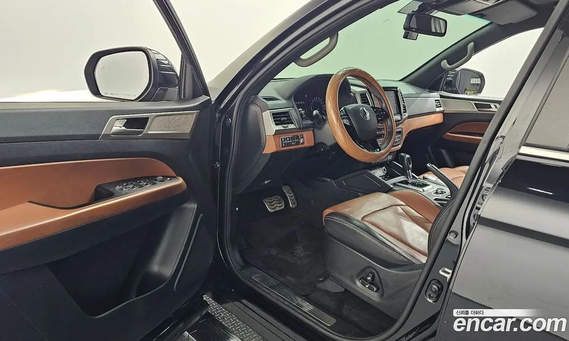 SsangYong Rexton 2018 2.2 автомат (гидро), фото 13 SsangYong Rexton 2018 2.2 автомат (гидро), фото 13
