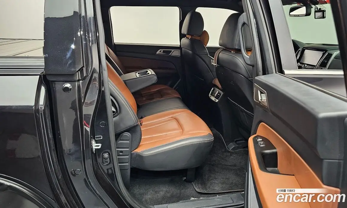SsangYong Rexton 2018 2.2 автомат (гидро), фото 17 SsangYong Rexton 2018 2.2 автомат (гидро), фото 17