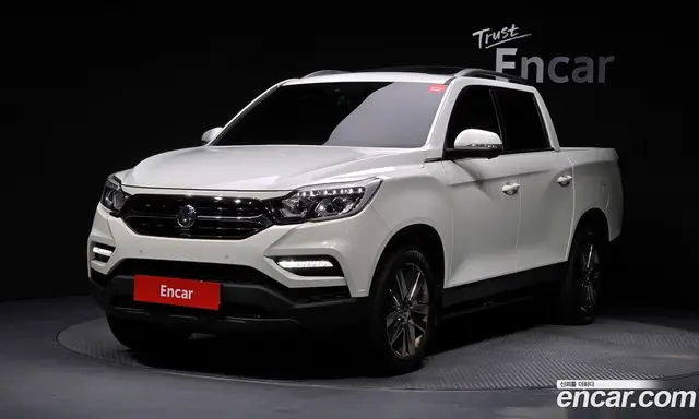 SsangYong Rexton 2018 2.2 автомат (гидро), миниатюра 1 SsangYong Rexton 2018 2.2 автомат (гидро), миниатюра 1
