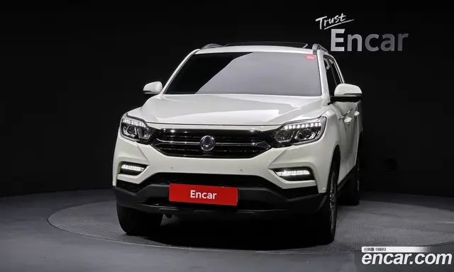SsangYong Rexton 2018 2.2 автомат (гидро), миниатюра 3 SsangYong Rexton 2018 2.2 автомат (гидро), миниатюра 3