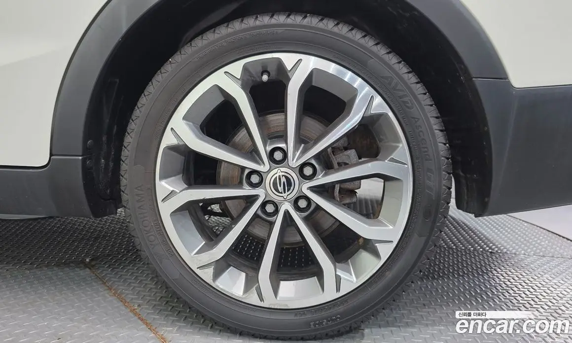 SsangYong TIBOLI 2018 1.6 автомат (гидро), фото 5
