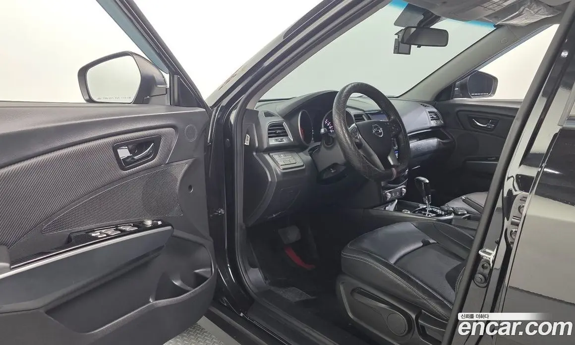 SsangYong TIBOLI 2018 1.6 автомат (гидро), фото 13 SsangYong TIBOLI 2018 1.6 автомат (гидро), фото 13