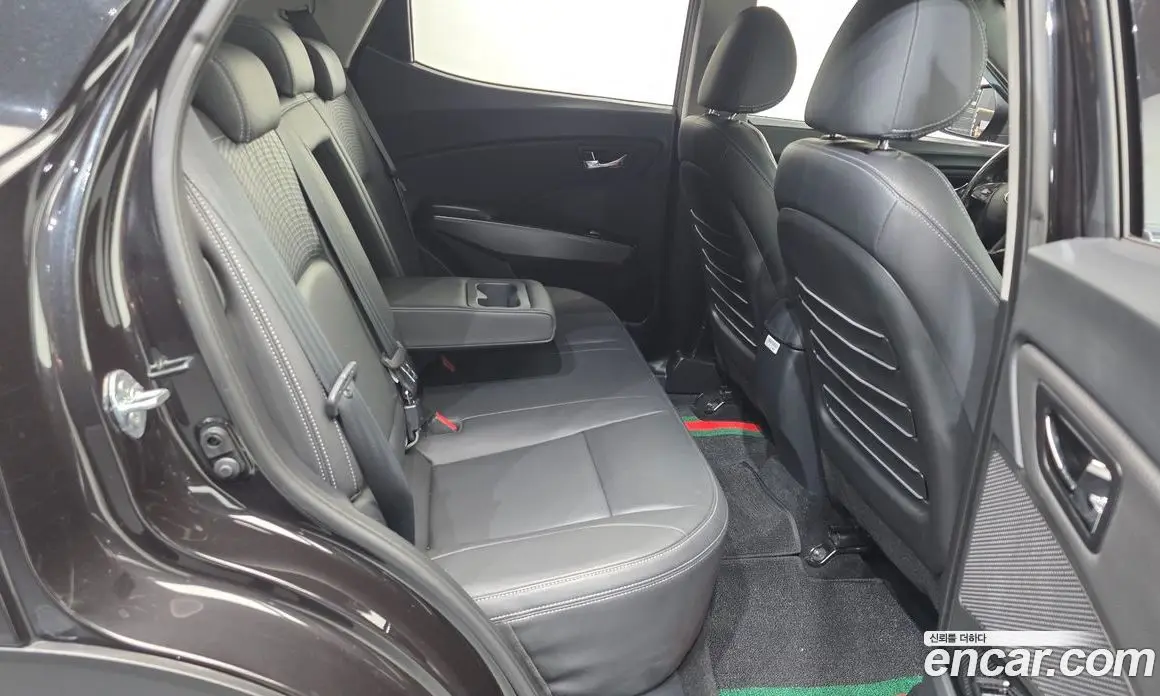 SsangYong TIBOLI 2018 1.6 автомат (гидро), фото 17 SsangYong TIBOLI 2018 1.6 автомат (гидро), фото 17